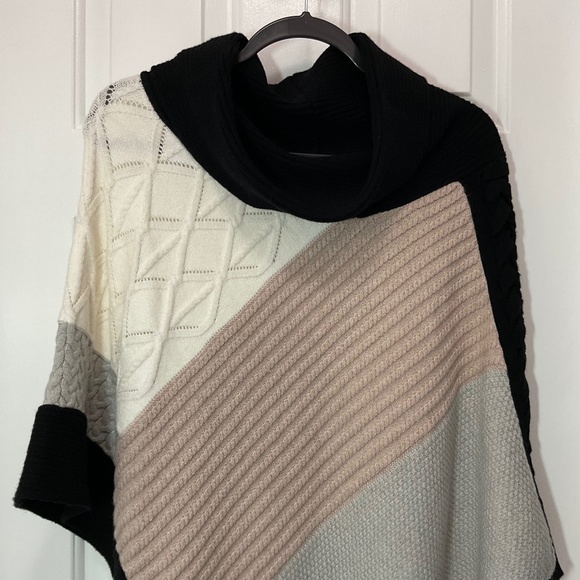 Coldwater Creek Cowl Neck Poncho - Picture 1 of 7